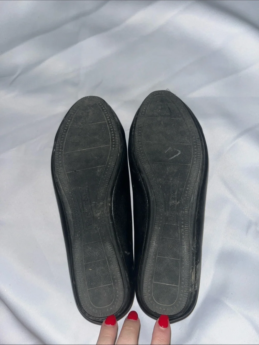 Black Rivet Black Chain-Trim Ballet Flats